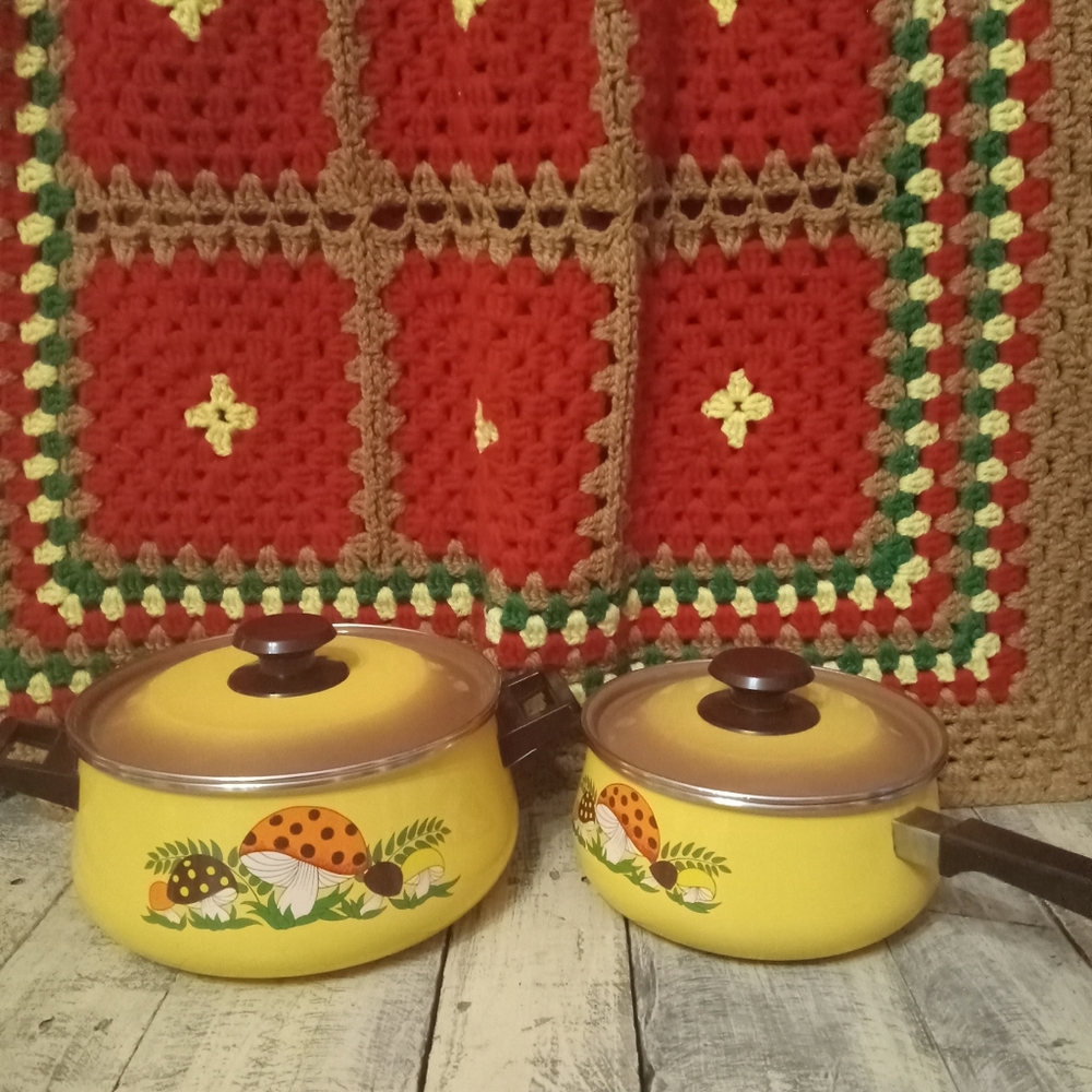 Retro, Vintage 1970s Sears Roebuck & Co Merry Mushroom Cookware 2 Pots